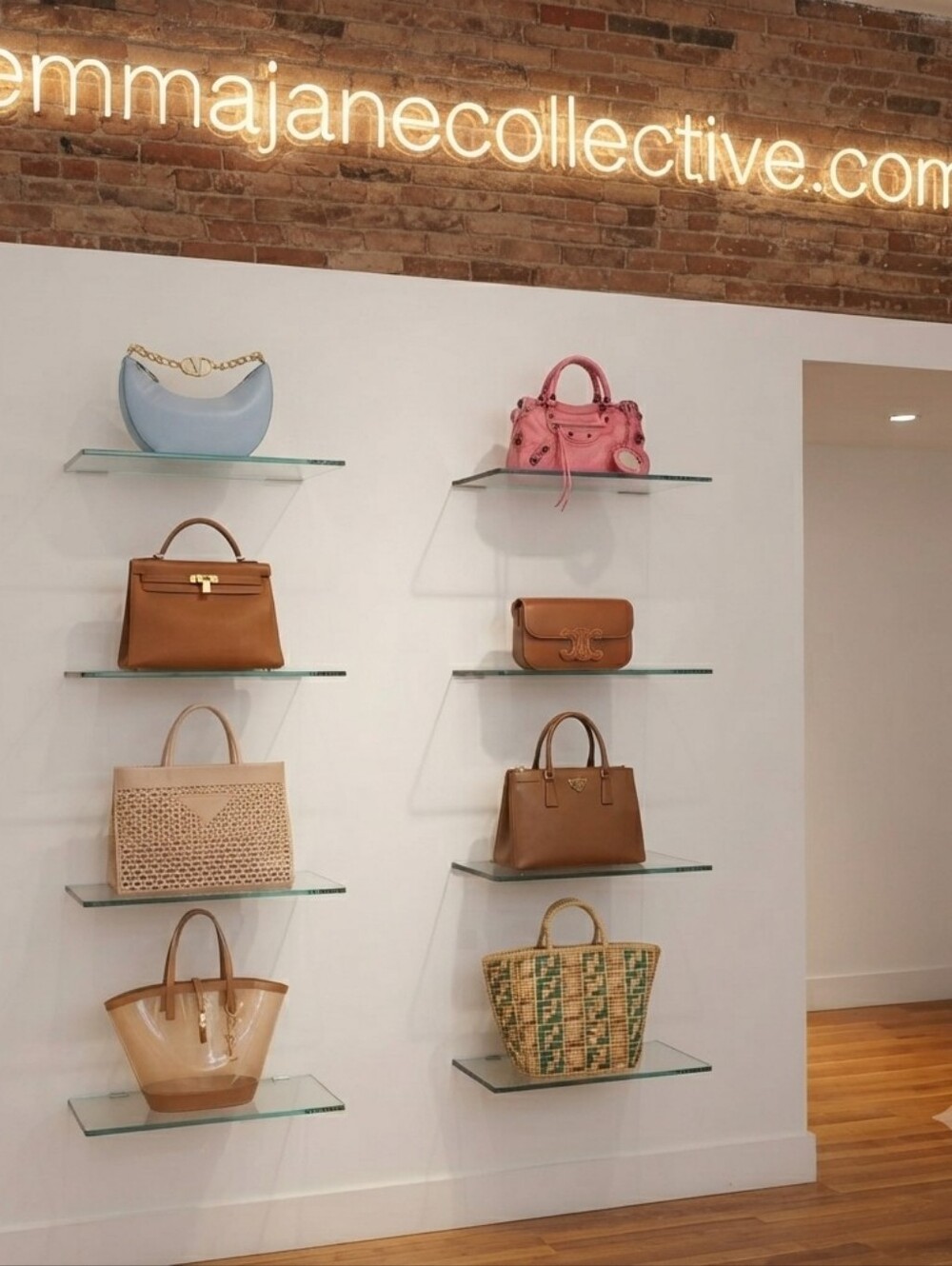 Luxury BRAND Handbags SHIPS NEXT DAY - free shipping emmajanecollective.com